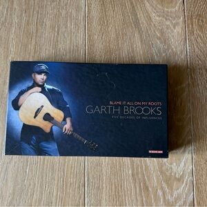 Garth Brooks Music Collection Box Set 8 compact disc set